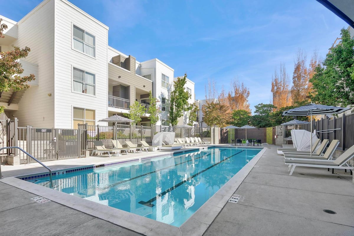 Exterior of Almaden Lake Village, an Airbnb-friendly apartment in San Jose, CA