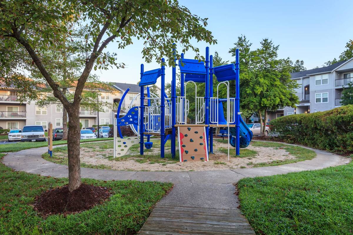 Earn in Dominion Middle Ridge, an Airbnbfriendly apartment building