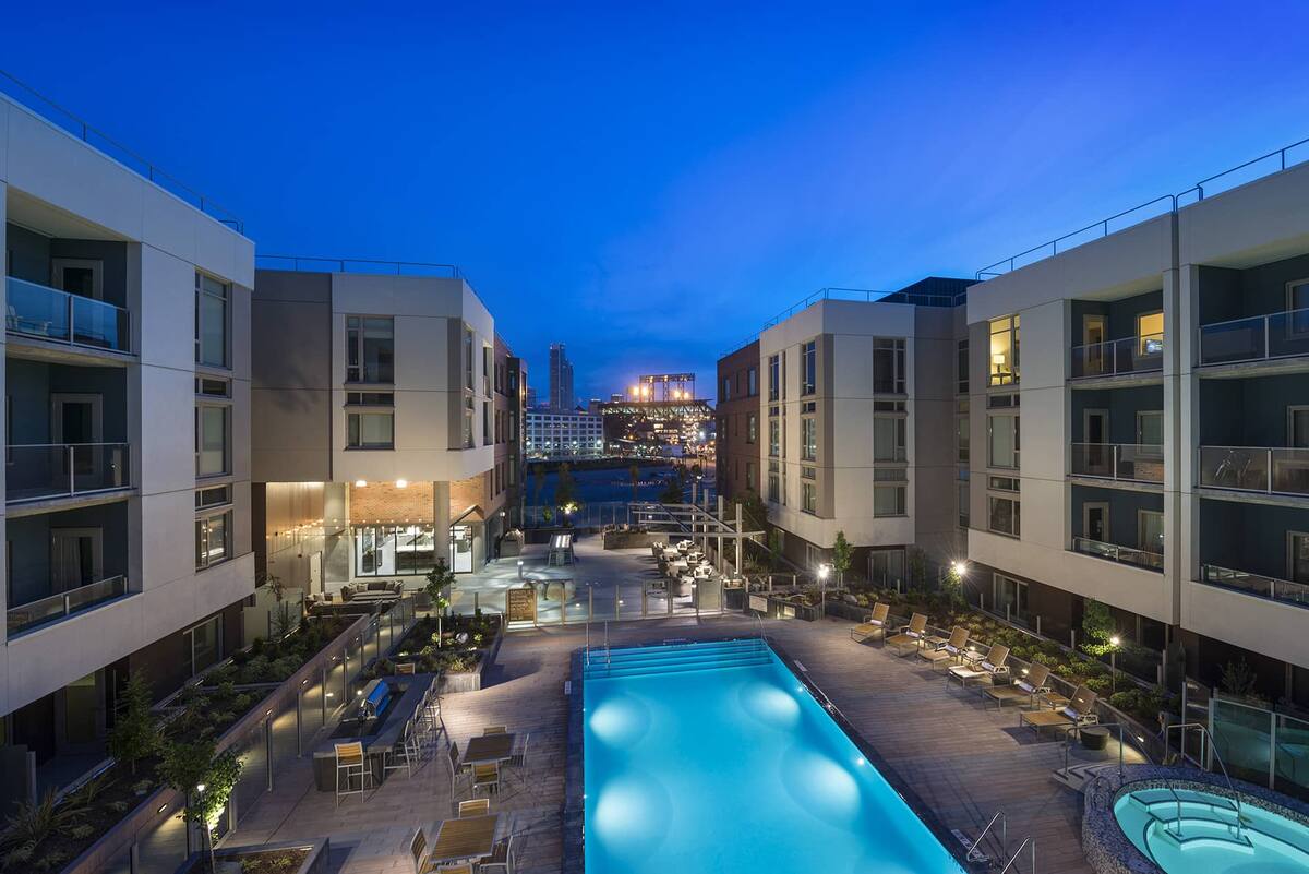 Channel Mission Bay, an Airbnbfriendly apartment