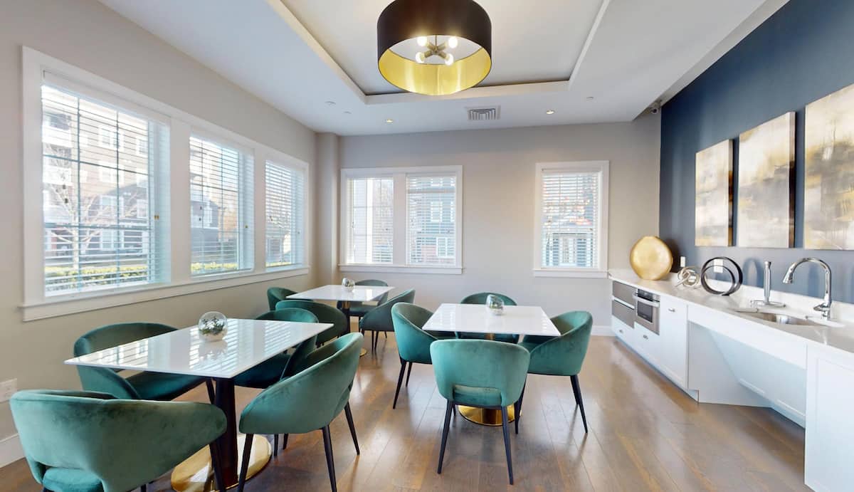 RGVtYW5kUGljdHVyZToyMDUxNjc4OTQ3