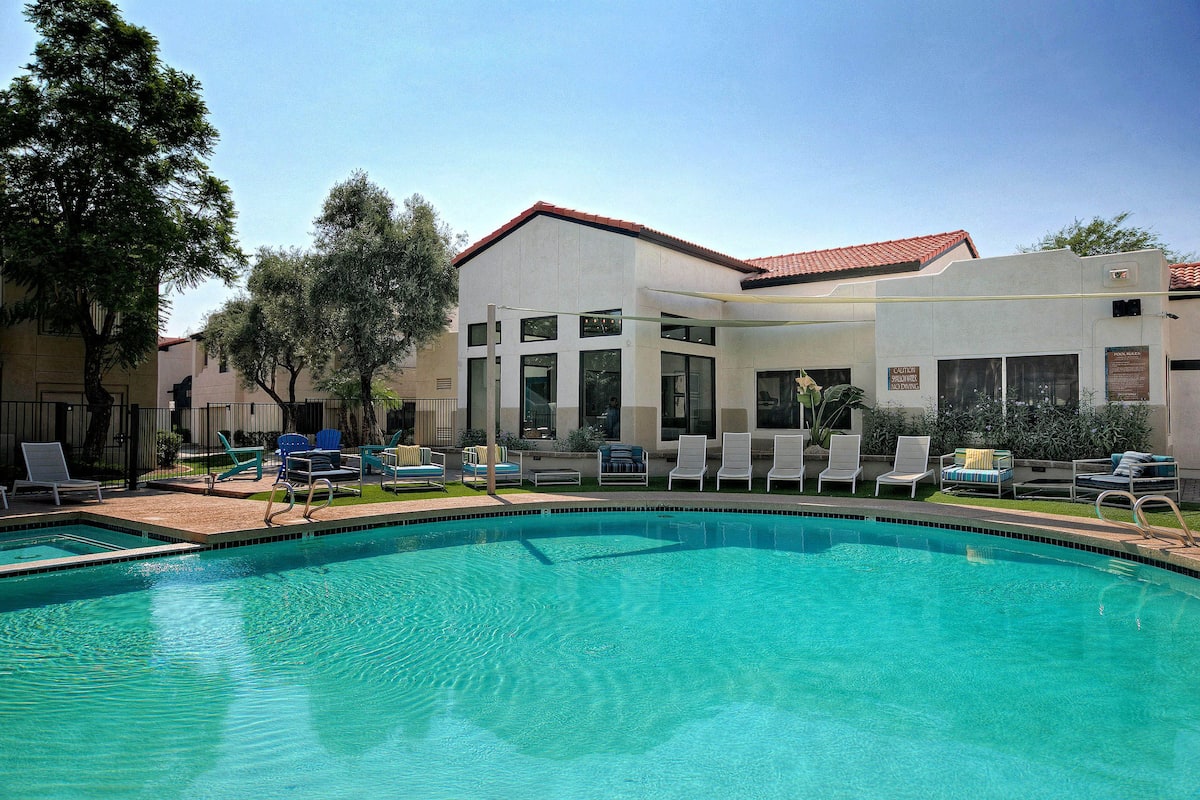 , an Airbnb-friendly apartment in Tempe, AZ