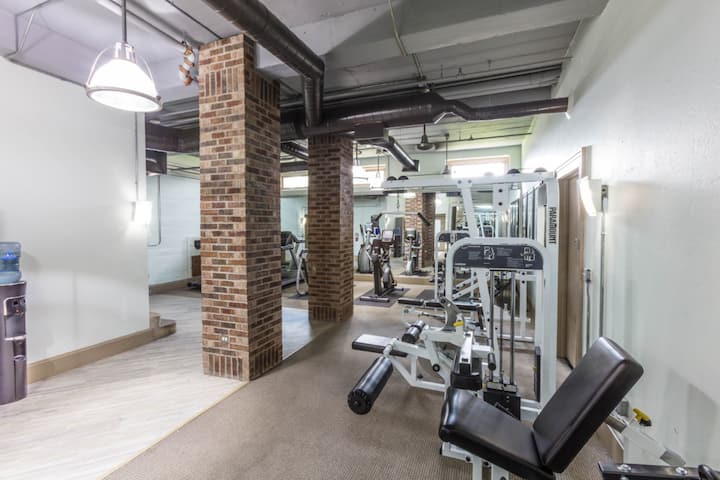 RGVtYW5kUGljdHVyZToyNDEyMjY2Nzc0