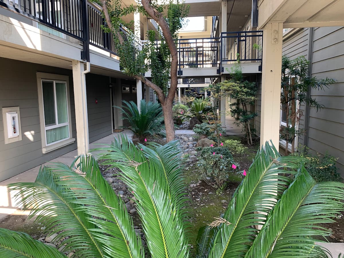 , an Airbnb-friendly apartment in Sacramento, CA
