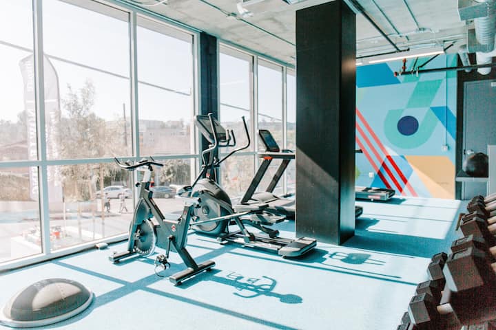 Earn with Airbnb-friendly apartments in Los Angeles | Airbnb