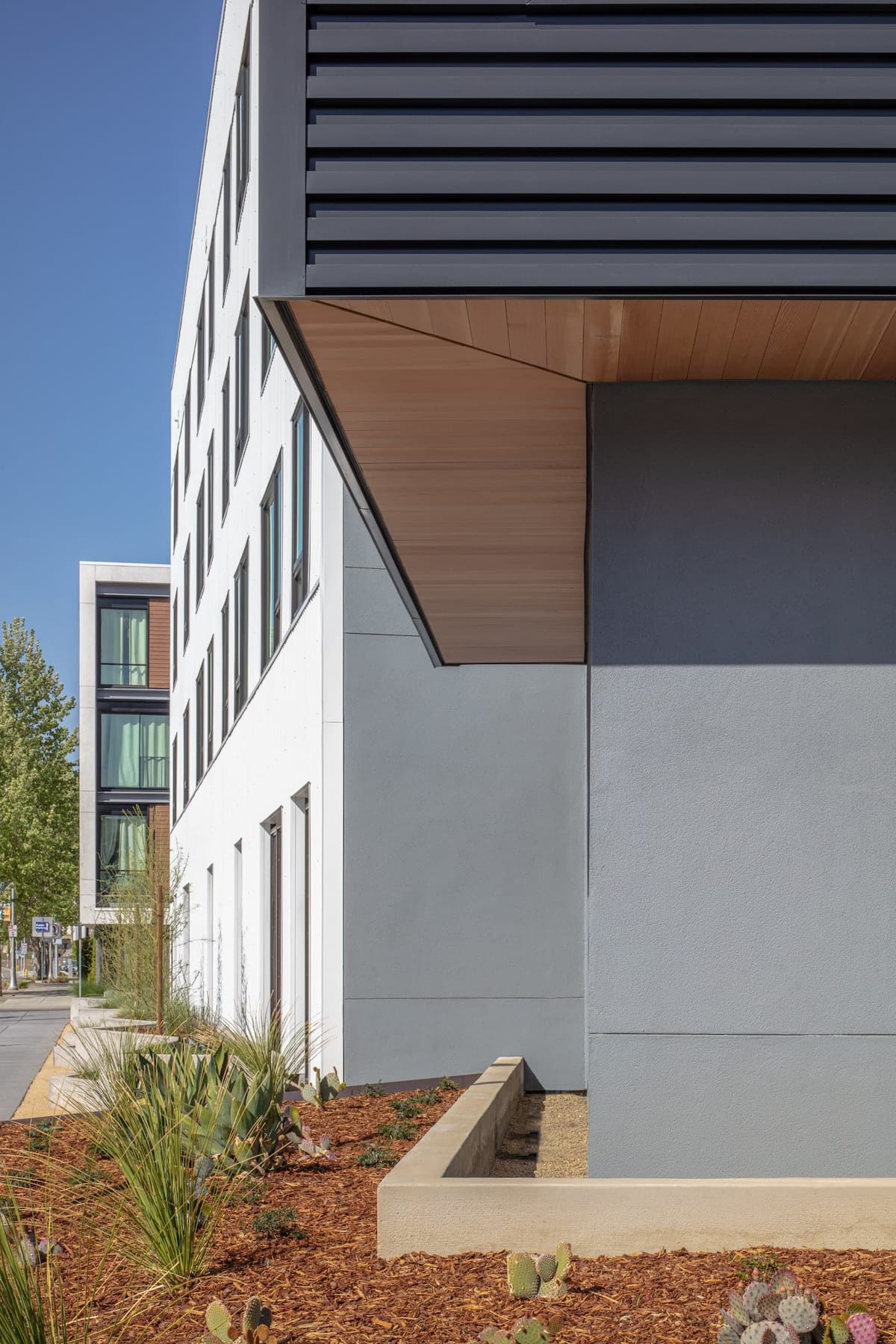 , an Airbnb-friendly apartment in West Sacramento, CA