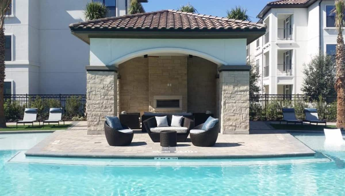 , an Airbnb-friendly apartment in Sugar Land, TX