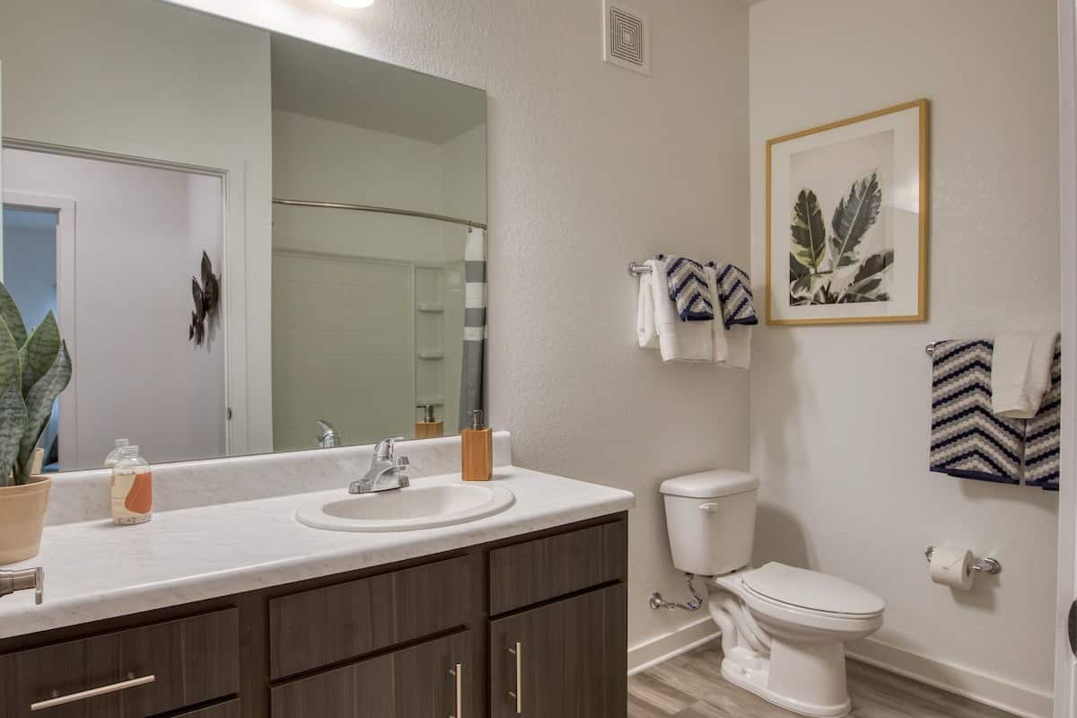 , an Airbnb-friendly apartment in Port St. Lucie, FL