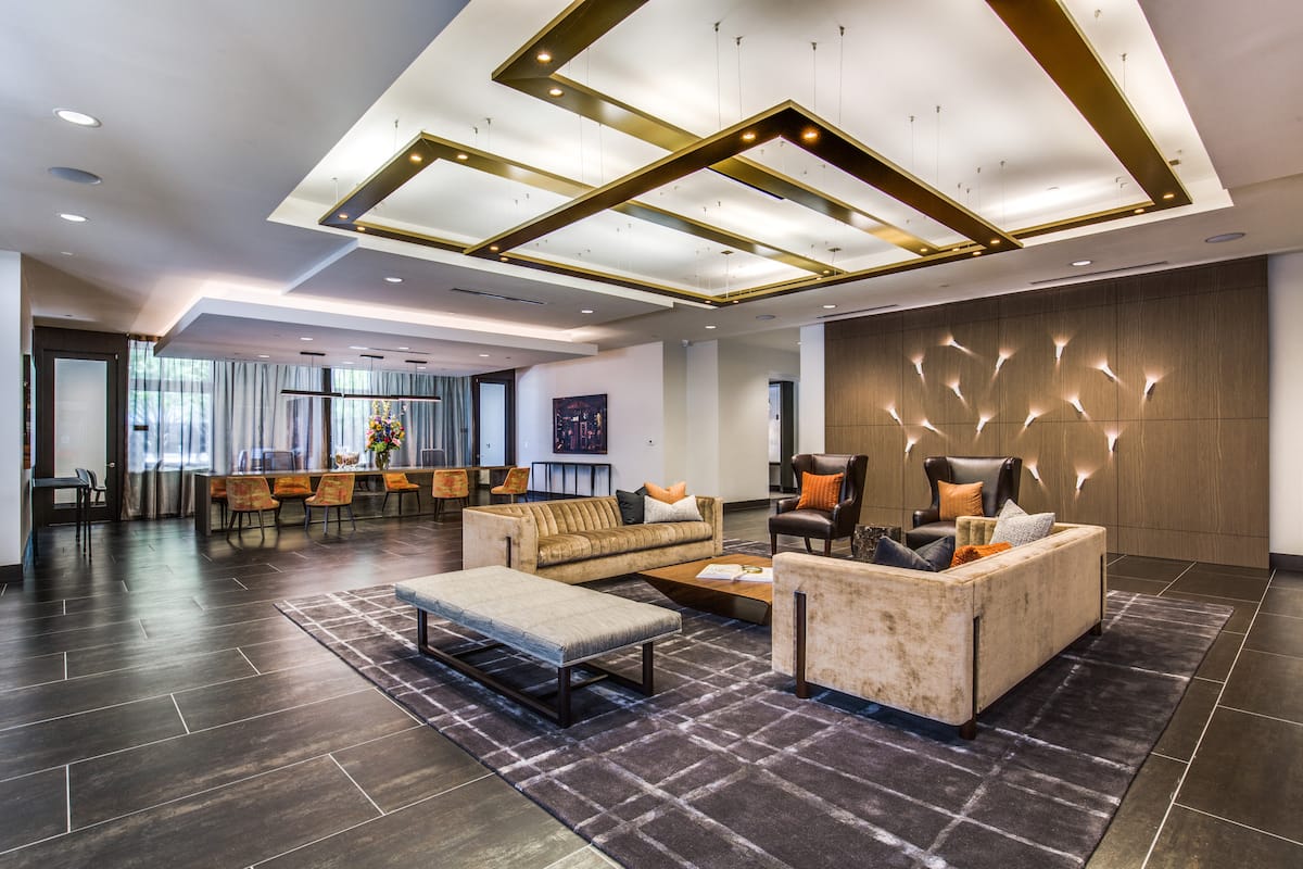 RGVtYW5kUGljdHVyZToyMzM3MDA4NTg5