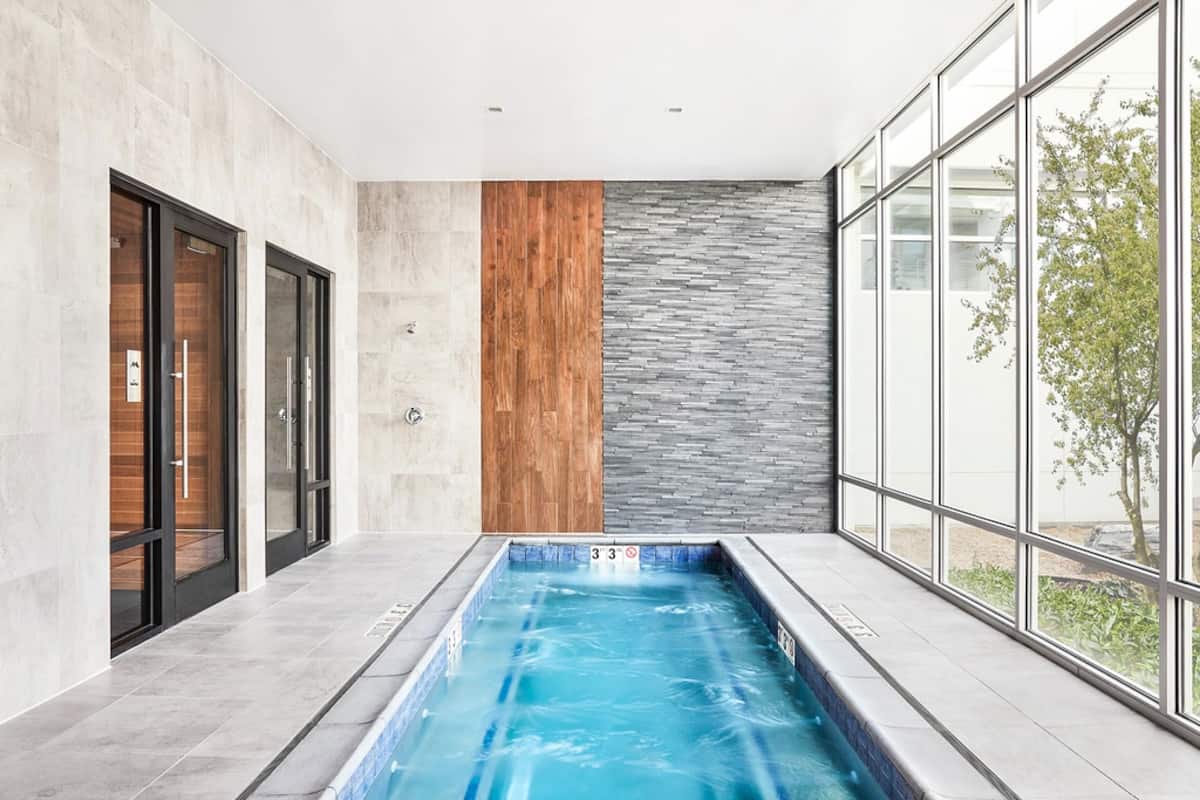 RGVtYW5kUGljdHVyZToxOTU1MjE2NzM4