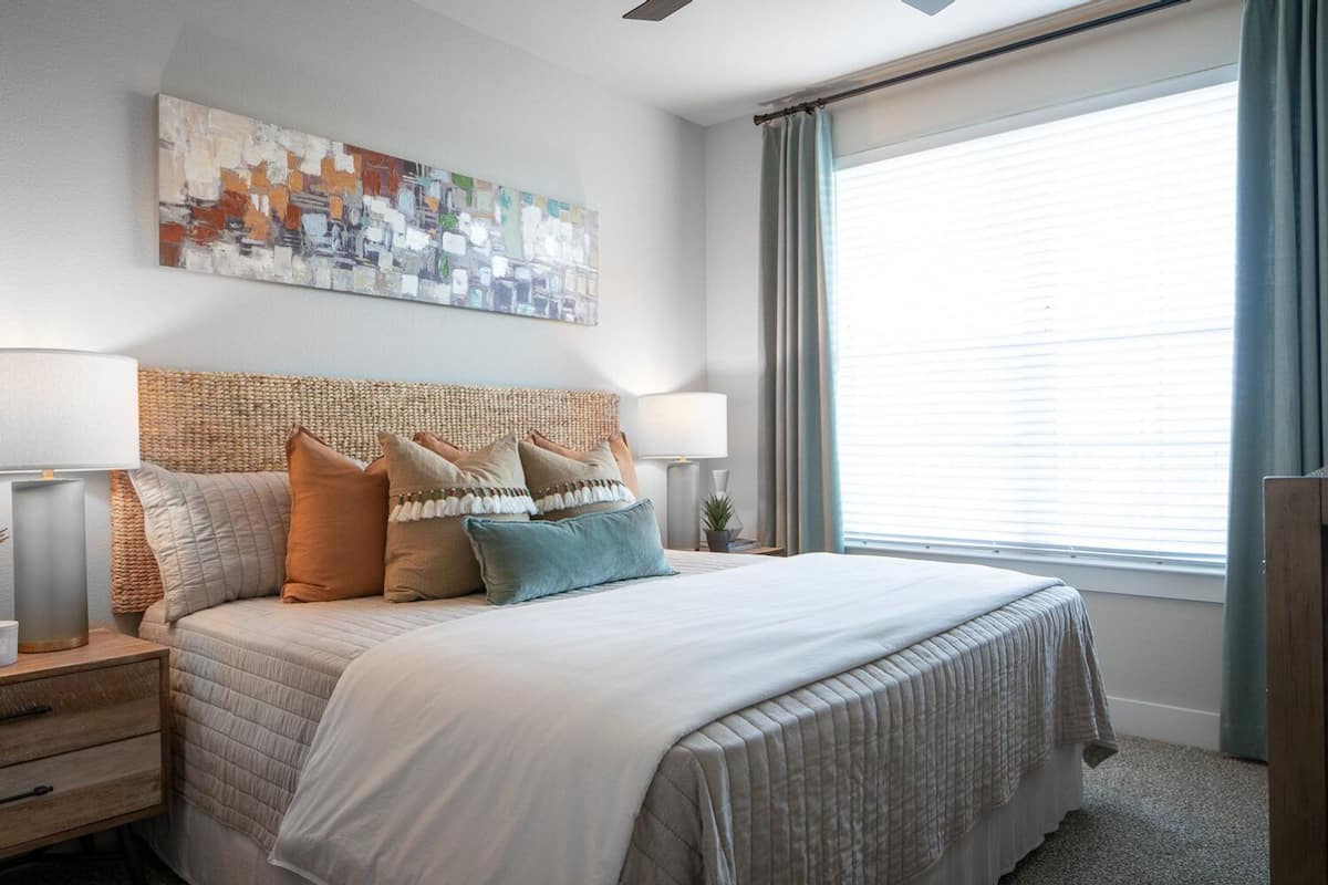 , an Airbnb-friendly apartment in Missouri City, TX