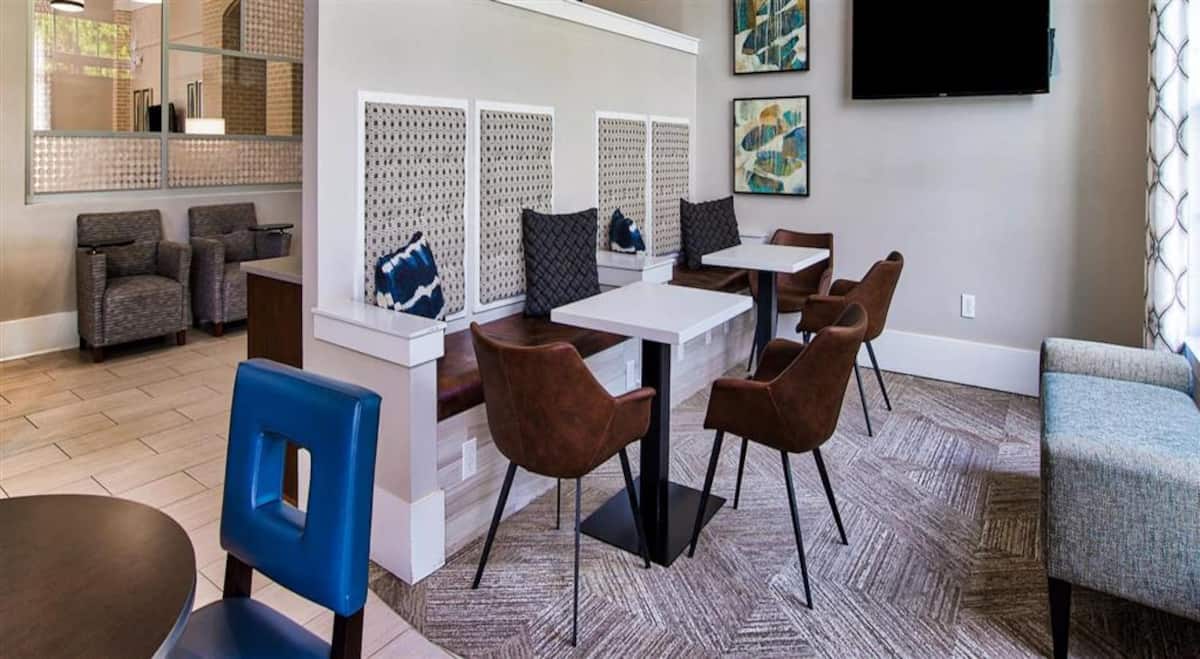 RGVtYW5kUGljdHVyZToyMTUwMjQ1MTQw