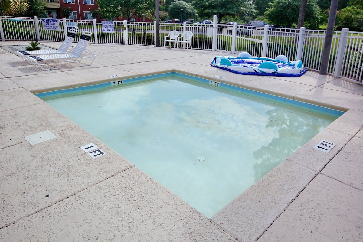 RGVtYW5kUGljdHVyZToyMjU0NzM2NTE5