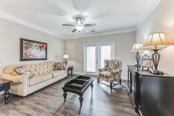 Earn with Airbnb-friendly apartments in Raleigh | Airbnb