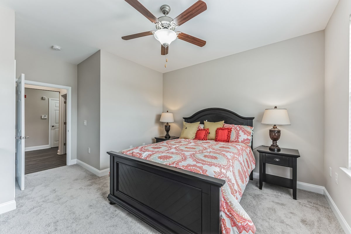 , an Airbnb-friendly apartment in Garner, NC