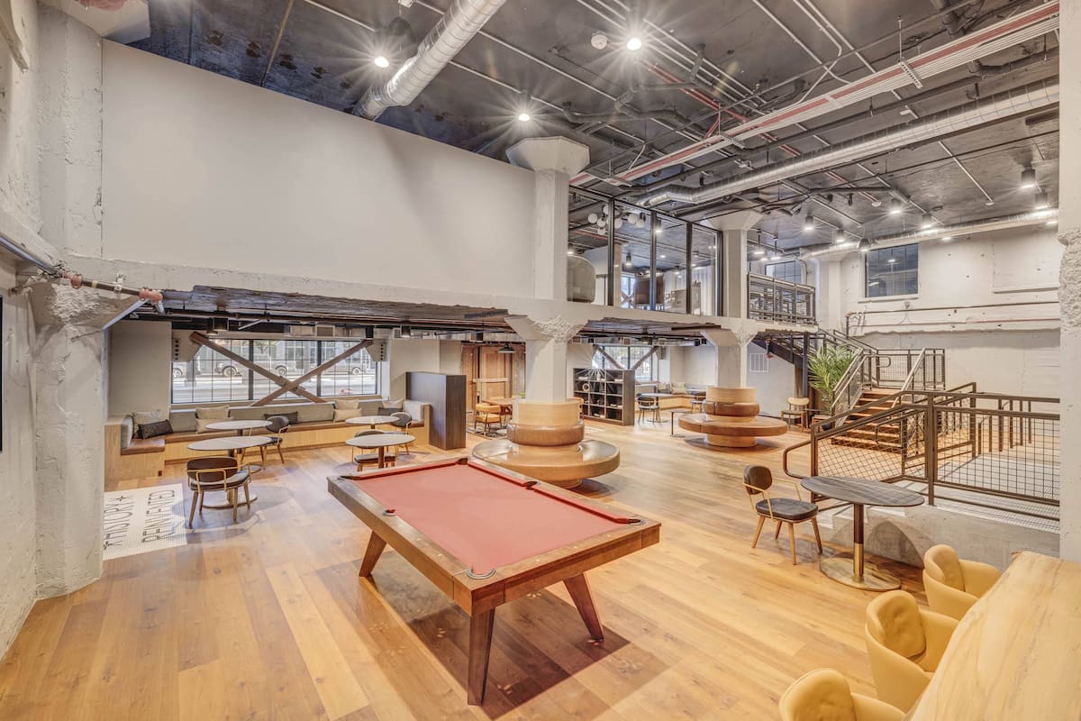 RGVtYW5kUGljdHVyZToyMjQ0NjQwODQz