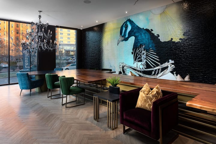 RGVtYW5kUGljdHVyZToyMzU3Mzk3Mzgw