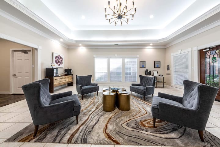 RGVtYW5kUGljdHVyZToyNDMxOTM0MDU4