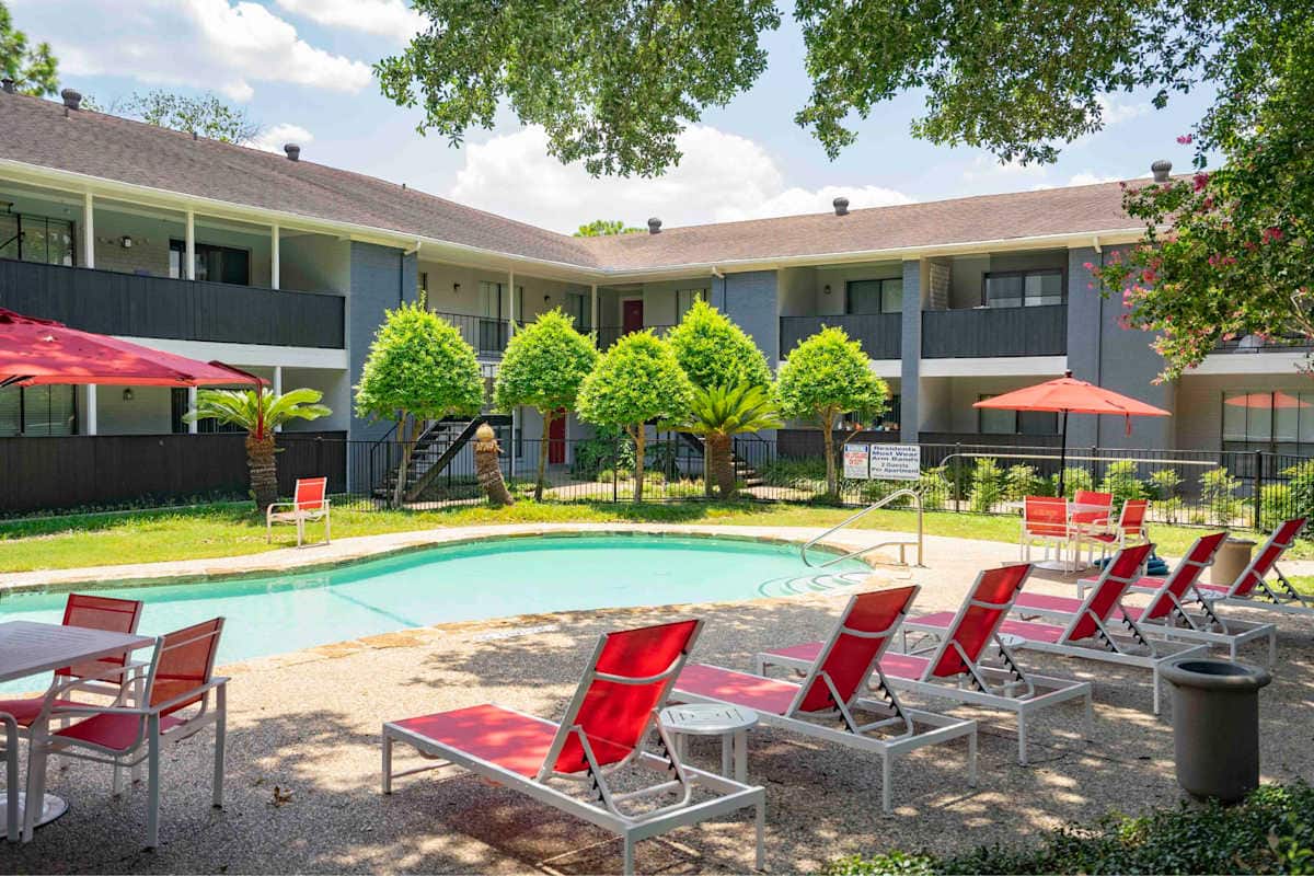 , an Airbnb-friendly apartment in Houston, TX