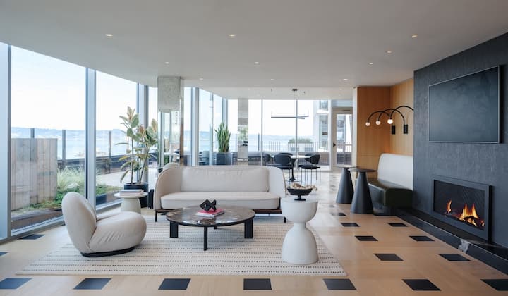 RGVtYW5kUGljdHVyZToyNTEyMDIyMjI3