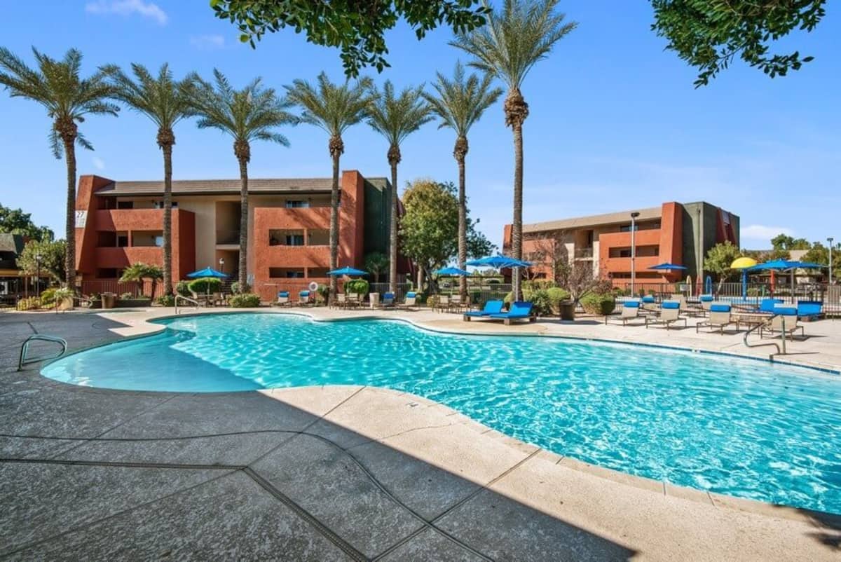, an Airbnb-friendly apartment in Phoenix, AZ