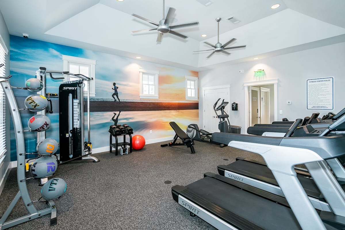 RGVtYW5kUGljdHVyZToxOTU2NTc3MDcx