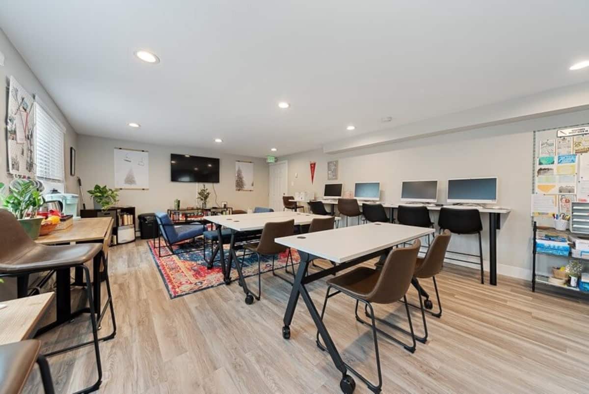 , an Airbnb-friendly apartment in Glendale, CO