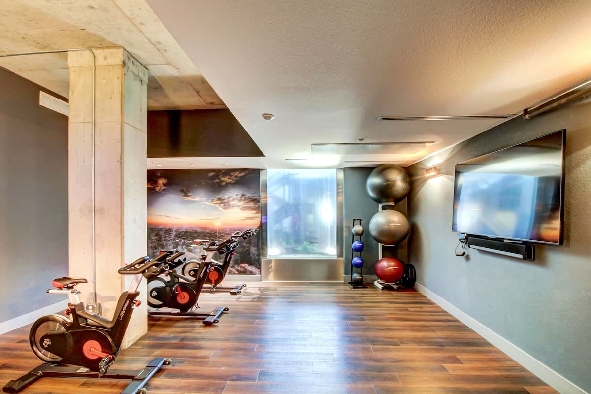 RGVtYW5kUGljdHVyZToyNDE5NzkxODAz