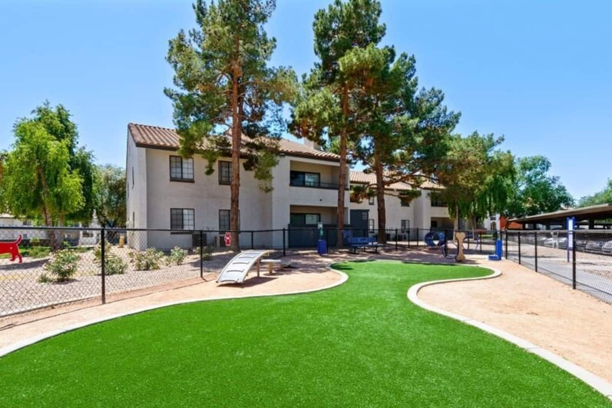 Lore South Mountain, an Airbnbfriendly apartment