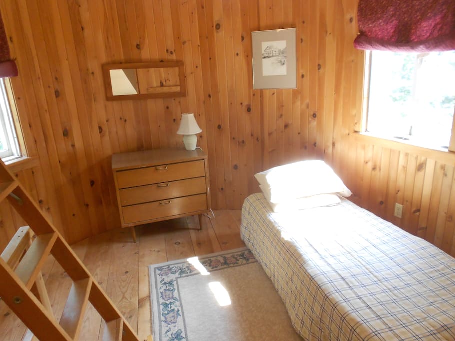 3rd Floor Tower Guest Room