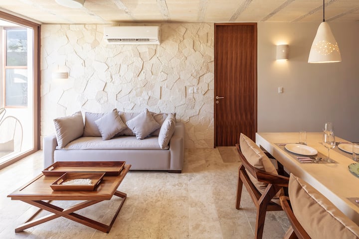 Cosy sofa bed (good mattress) for 2 persons.
We attach great importance to the lighting of our apartment (all lights are indirect) and you will be very comfortable.