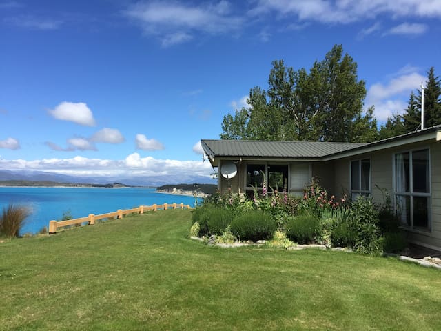 Pukaki Lakeside House - Fantastic Views