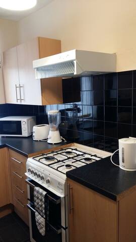 3 Bedroom House Manchester Centre/ 宽敞的家庭住宅 gallery image 4