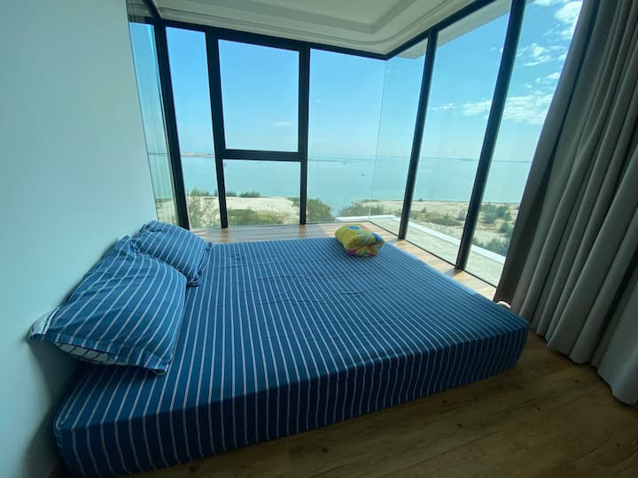 3rd bedroom with full sea view