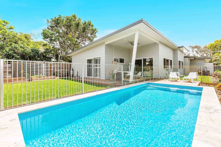 Saltwater Simplicity Tallow Beach