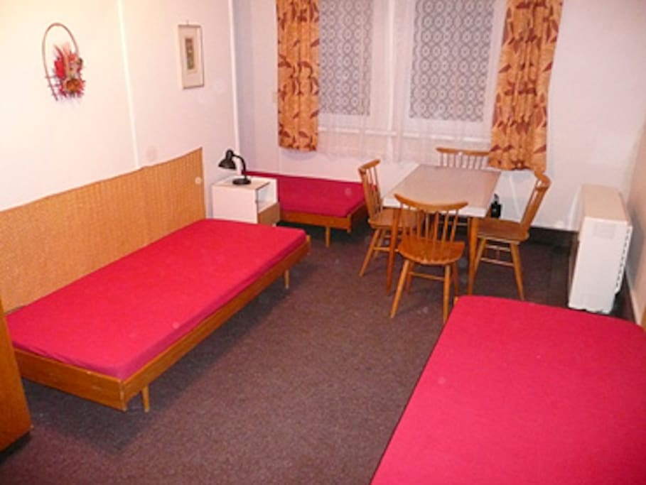 4 lůžkový pokoj, (4 bads room, ground floor)