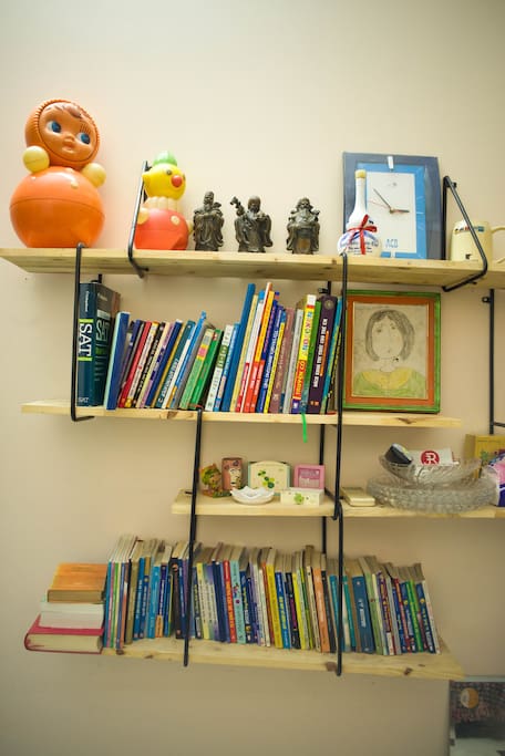 Bookshelf