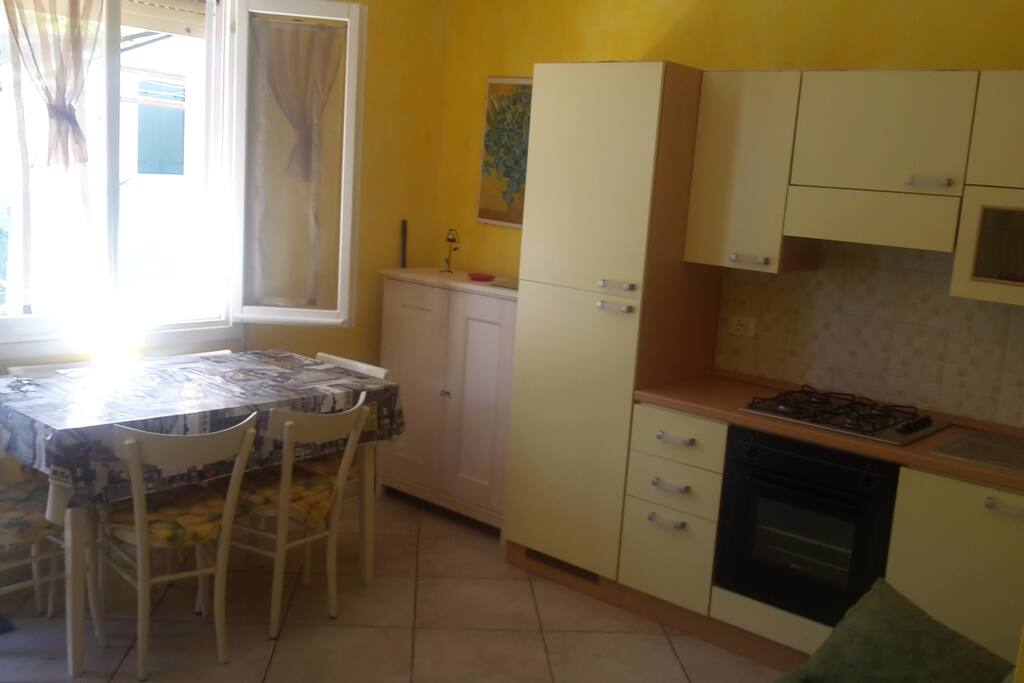 Kitchen and livingroom