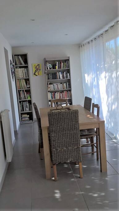 véranda et bibliothèque