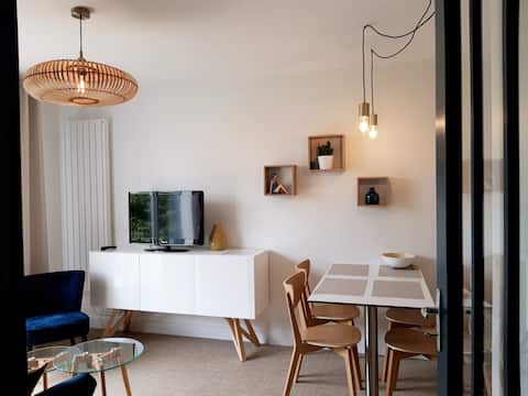 Popular Airbnb listing: Refurbished apartment, Garden, 3* rating, Wi-Fi in Capbreton