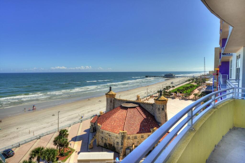 OceanWalk 909_5566_7_8_tonemapped.jpg