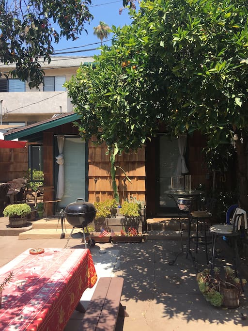 Front Patio/ Grill
