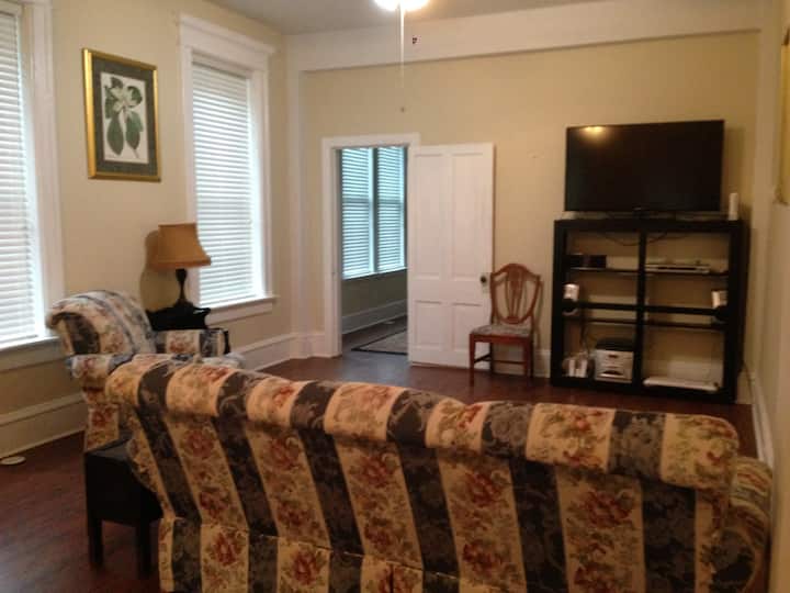 10 Best Airbnb Vacation Rentals In Jefferson City, Missouri Trip101