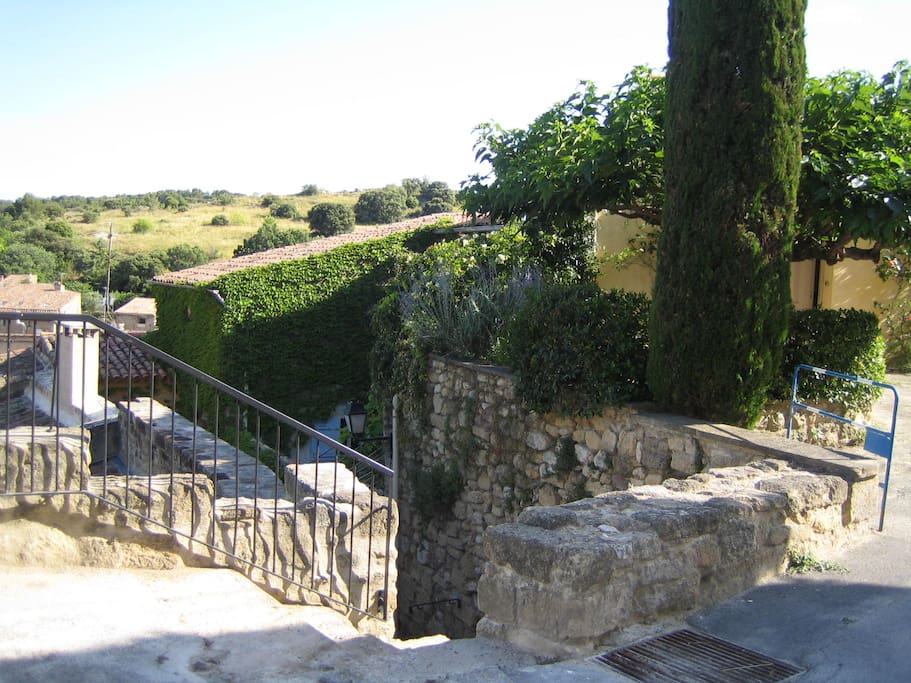 approach to house