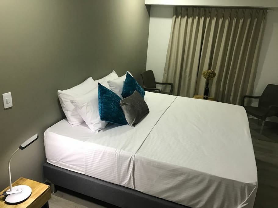 Dormitorio extra king