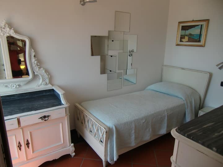 Jednokrevetna soba na 2. katu