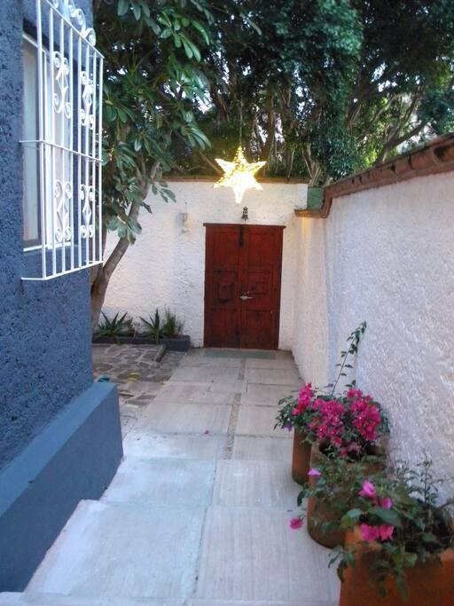 Vista desde la entrada de la casa