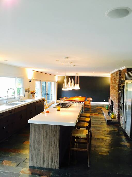Open expansive eat-in kitchen