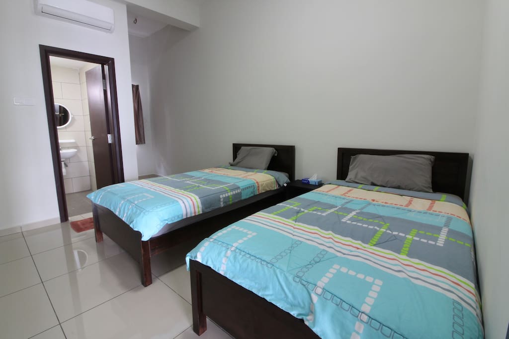 5 Standard Bedroom all with Private Bathroom, Air-Con with 2 Super Single Bed