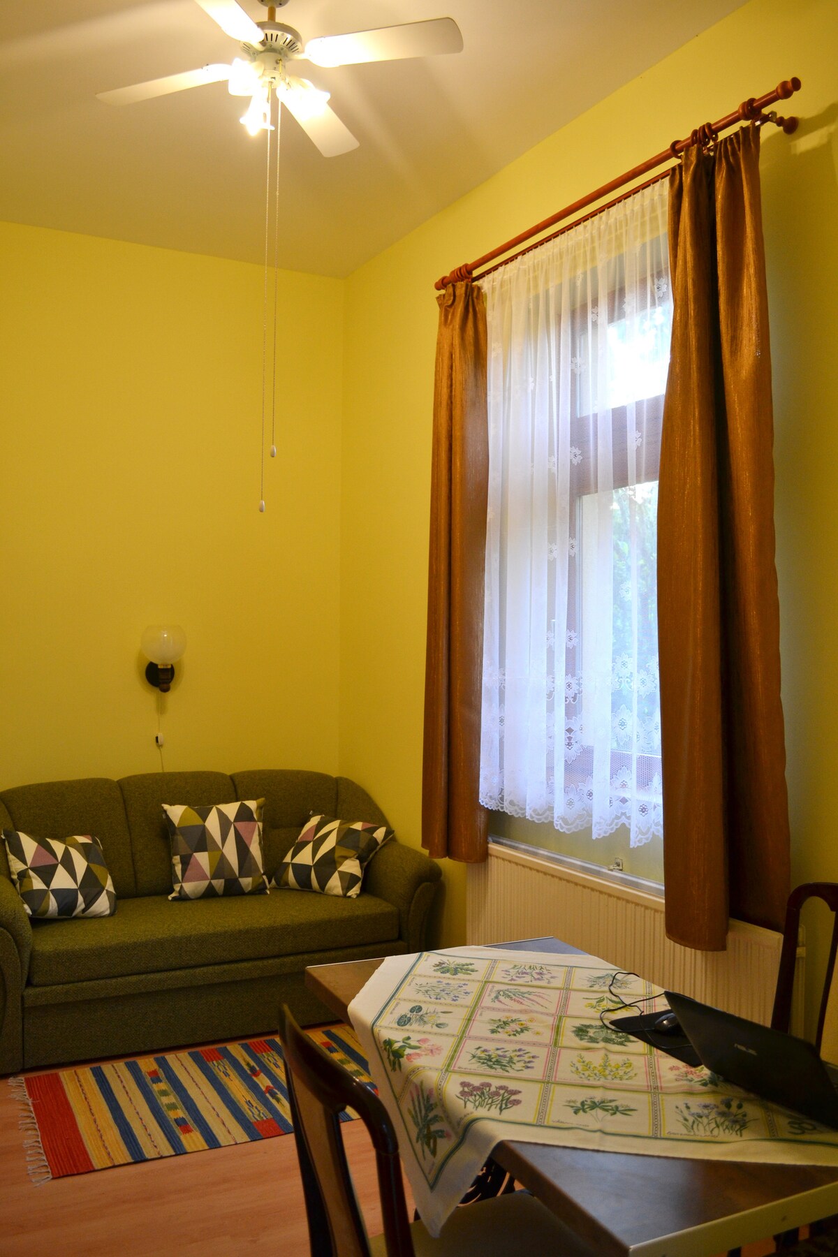 Სასადილო კუთხე