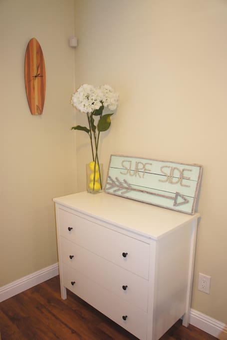 3 drawer chest